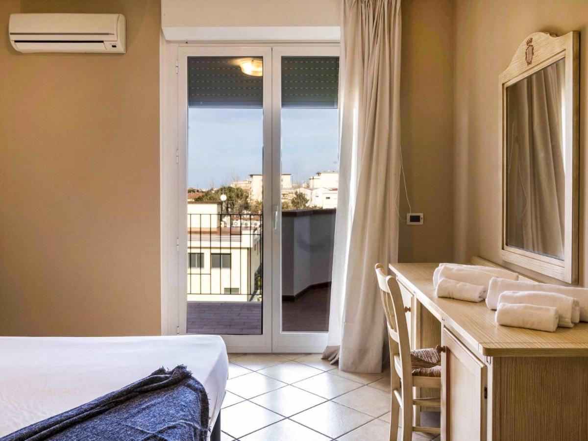 Apartment Superior-4 By Interhome San Vincenzo Bagian luar foto